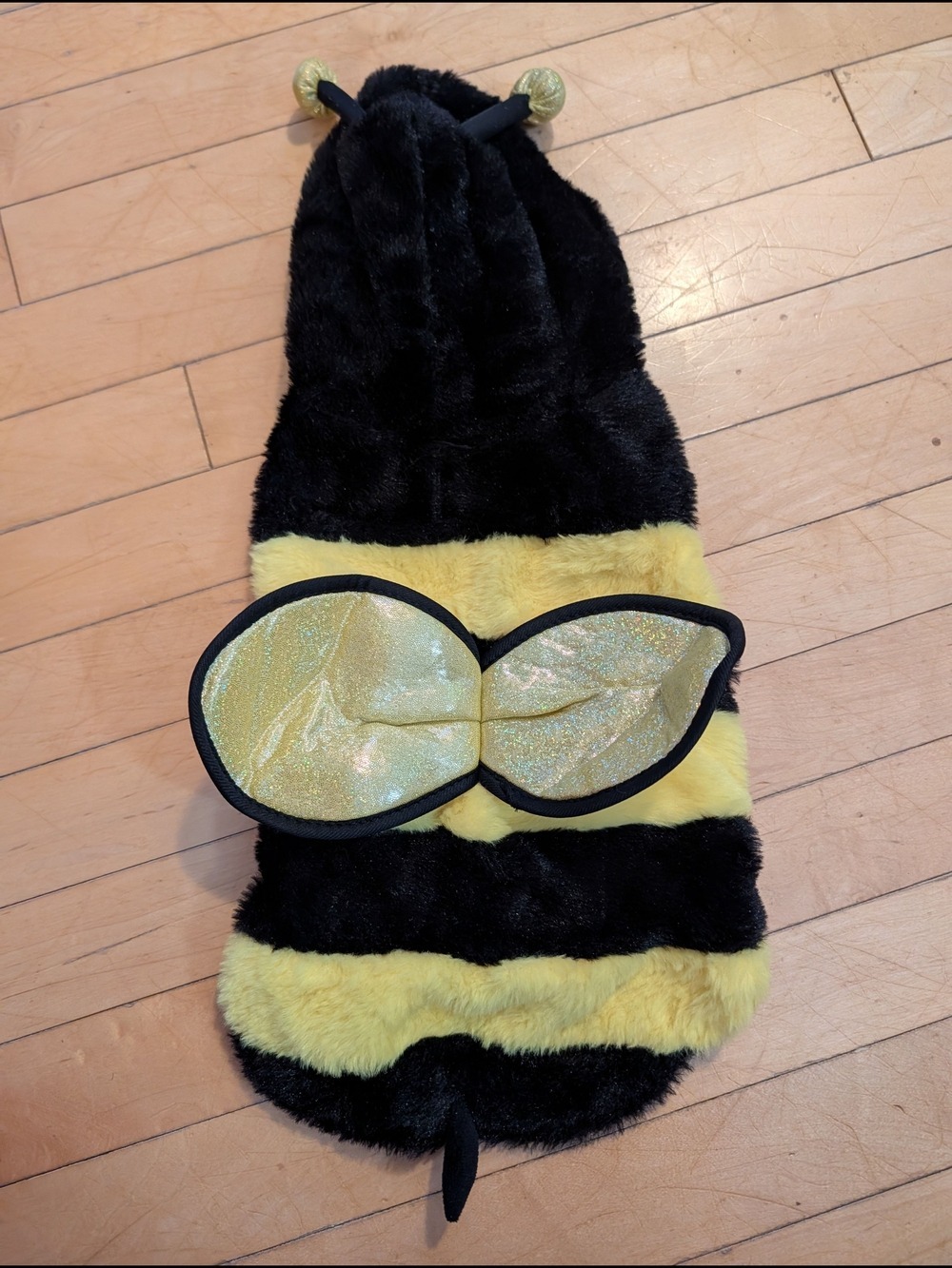 🩵 4/$20 12lb Dog Bumblebee Costume Hoodie with Sparkle Wings - Black & Yellow